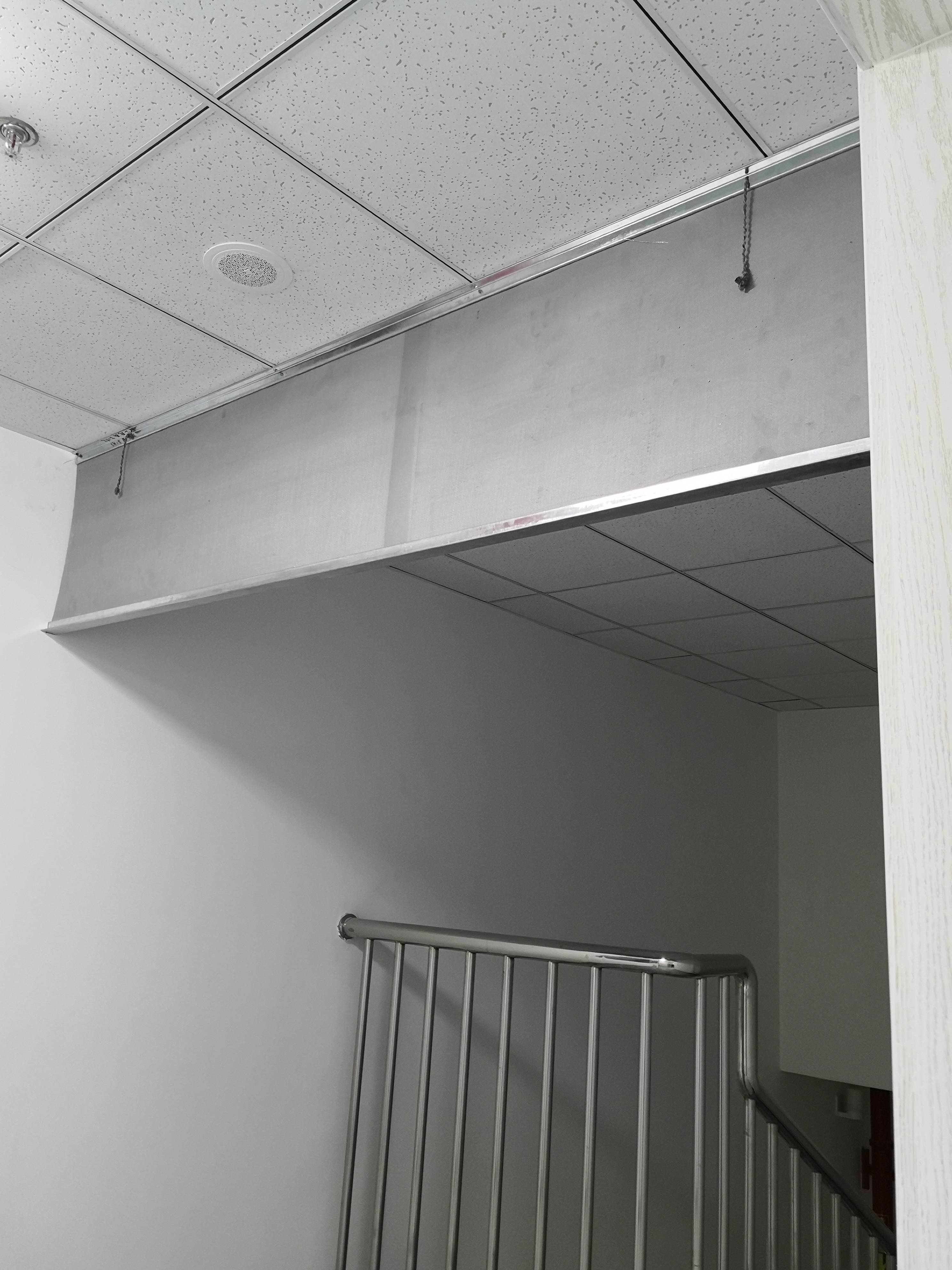 無(wú)機(jī)布燃布擋煙垂壁