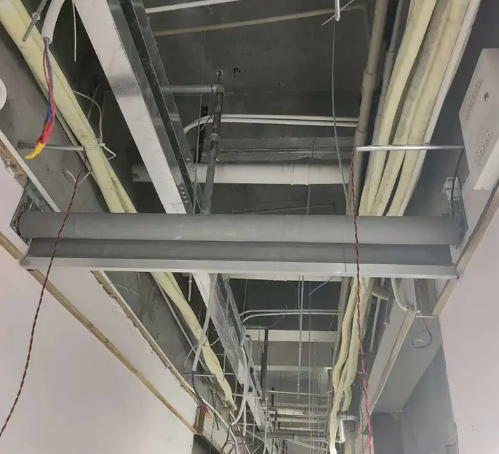 電動擋煙垂壁的主要材料